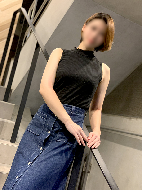 高身長美人の『あき』さんが出勤しました♪