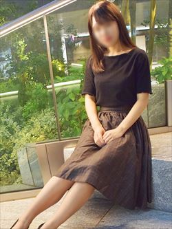 清楚系のニッコリ笑顔★(^_-)-☆エロエロももちゃん
