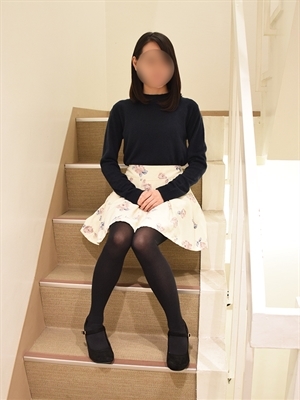 めい